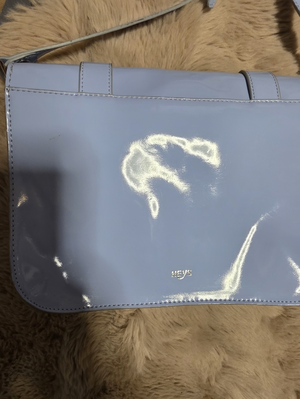 Heys ($85) Garden Party Mini Messenger Crossbody Bag - Picture 3 of 8